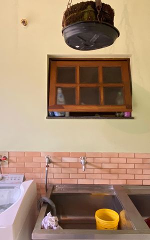 Casa à venda com 168m², 3 quartos e 2 vagas Casa à venda com 168m², 3 quartos e 2 vagasÁrea de Serviço - Área externa