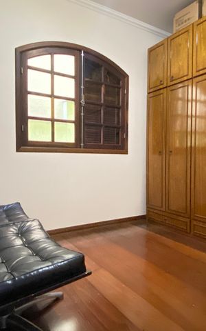 Casa à venda com 168m², 3 quartos e 2 vagas Casa à venda com 168m², 3 quartos e 2 vagasQuarto 1