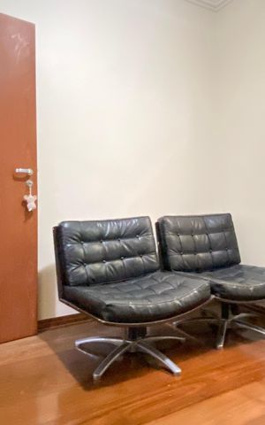 Casa à venda com 168m², 3 quartos e 2 vagas Casa à venda com 168m², 3 quartos e 2 vagasQuarto 1