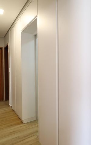 Apartamento para alugar com 120m², 3 quartos e 2 vagasCorredor - Armários