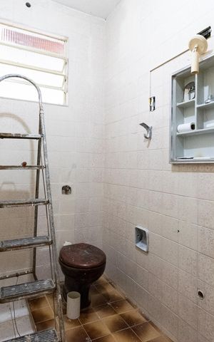 Casa para alugar com 182m², 2 quartos e 1 vaga Casa para alugar com 182m², 2 quartos e 1 vagaBanheiro Social
