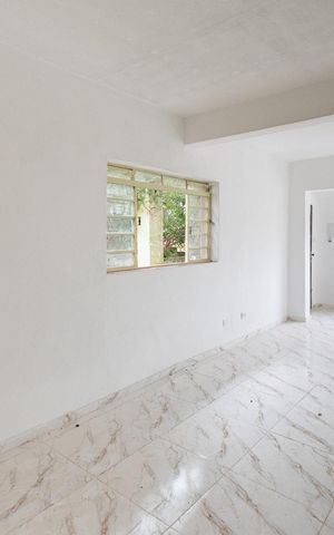 Casa para alugar com 182m², 2 quartos e 1 vaga Casa para alugar com 182m², 2 quartos e 1 vagaSala