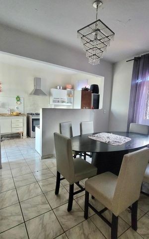Casa para alugar com 120m², 2 quartos e 1 vaga Casa para alugar com 120m², 2 quartos e 1 vagaSala
