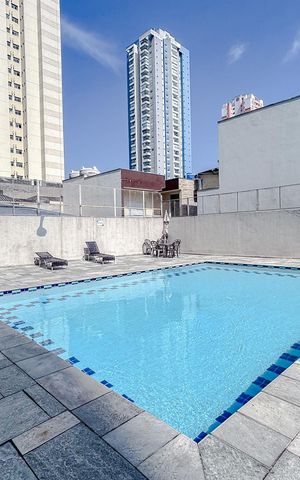 Apartamento para alugar com 67m², 2 quartos e 1 vagaÁrea comum - Piscina