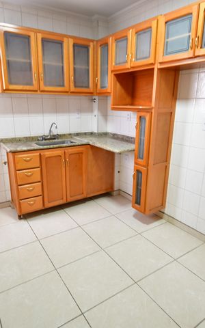 Apartamento para alugar com 98m², 3 quartos e 2 vagasCozinha