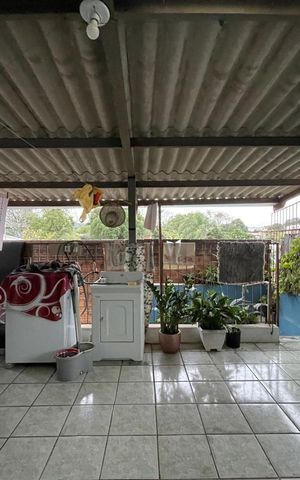 Casa à venda com 187m², 4 quartos e 2 vagas