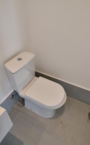 Casa de condomínio para alugar com 310m², 4 quartos e 3 vagasLavabo