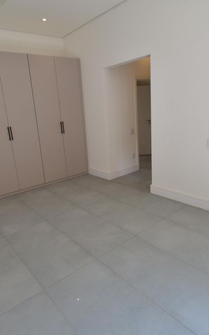 Casa de condomínio para alugar com 310m², 4 quartos e 3 vagasQuarto 1 - Suíte
