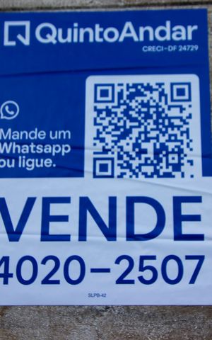 Casa à venda com 200m², 6 quartos e 3 vagasPlaca