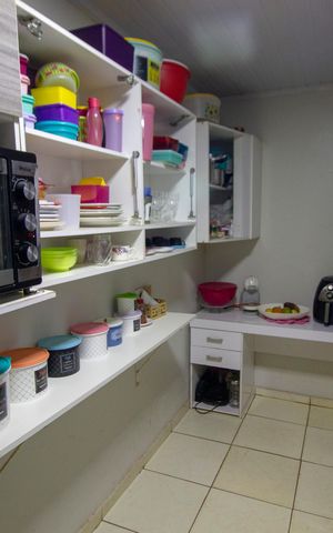 Casa à venda com 200m², 6 quartos e 3 vagasCozinha