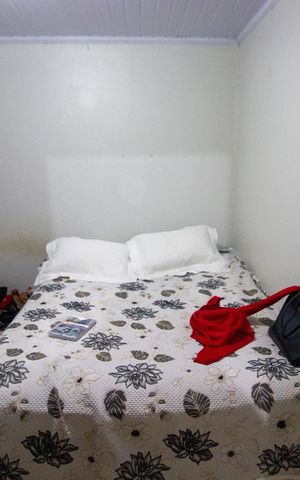 Casa à venda com 200m², 6 quartos e 3 vagasQuarto