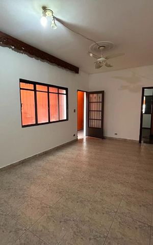 Casa para alugar com 70m², 2 quartos e 1 vaga