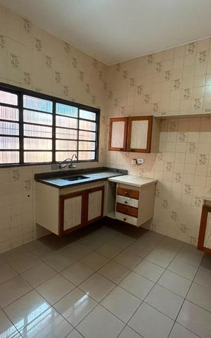 Casa para alugar com 70m², 2 quartos e 1 vaga