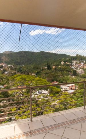 Casa de condomínio à venda com 572m², 4 quartos e 3 vagas Casa de condomínio à venda com 572m², 4 quartos e 3 vagasVista do Quarto 4