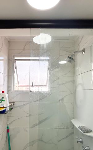 Apartamento à venda com 50m², 2 quartos e 1 vaga Apartamento à venda com 50m², 2 quartos e 1 vagaBanheiro Social