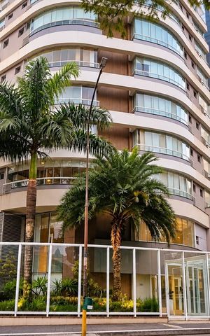 Studio à venda com 30m², 1 quarto e 1 vaga Studio à venda com 30m², 1 quarto e 1 vagaFachada