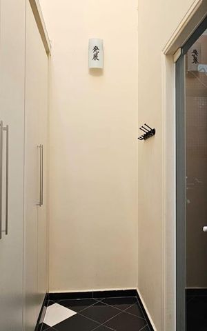 Casa à venda com 220m², 4 quartos e 4 vagasBanheiro