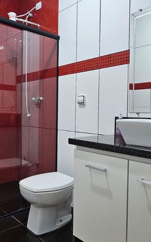 Casa à venda com 220m², 4 quartos e 4 vagasBanheiro