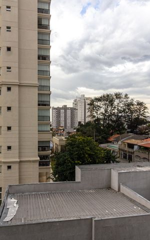 Apartamento para alugar com 55m², 2 quartos e 1 vagaVaranda