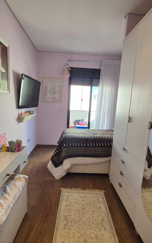 Casa à venda com 220m², 4 quartos e 4 vagasQuarto