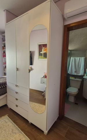 Casa à venda com 220m², 4 quartos e 4 vagasBanheiro