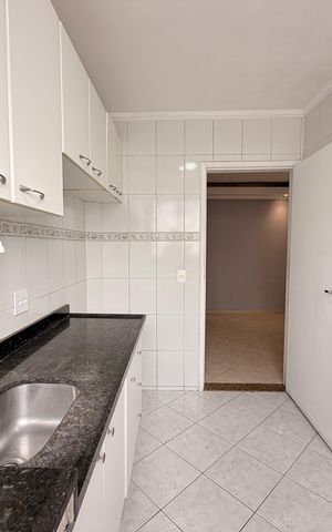 Apartamento à venda com 62m², 3 quartos e 2 vagasCozinha