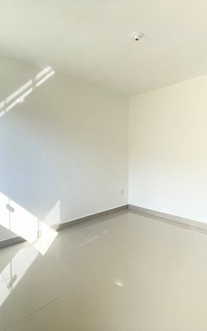 Casa à venda com 120m², 3 quartos e 2 vagas Casa à venda com 120m², 3 quartos e 2 vagasQuarto