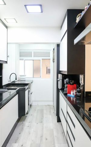 Apartamento à venda com 93m², 3 quartos e 2 vagasCozinha