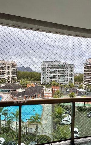 Apartamento à venda com 67m², 2 quartos e 1 vaga Apartamento à venda com 67m², 2 quartos e 1 vagaVaranda