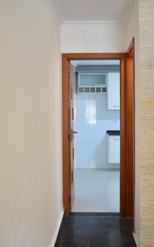 Casa à venda com 110m², 2 quartos e 2 vagasSala