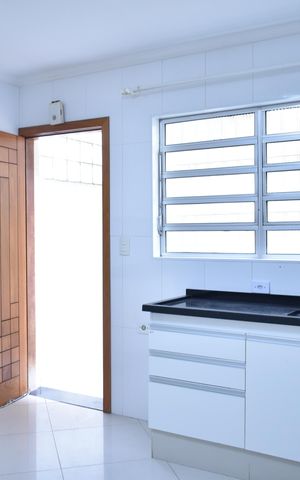 Casa à venda com 110m², 2 quartos e 2 vagasCozinha