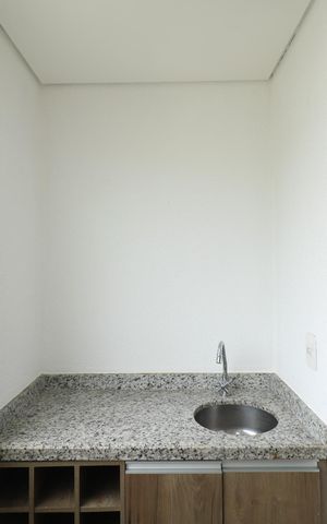 Apartamento para alugar com 67m², 2 quartos e 1 vaga Apartamento para alugar com 67m², 2 quartos e 1 vagaVaranda