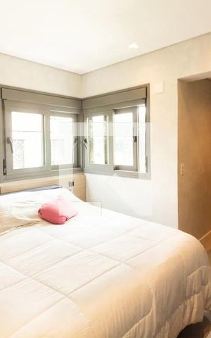 Apartamento à venda com 77m², 1 quarto e 1 vaga