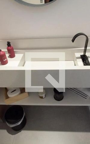 Apartamento à venda com 77m², 1 quarto e 1 vaga