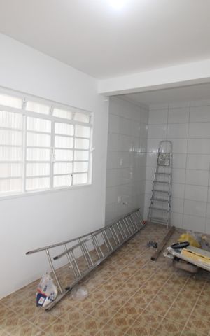 Casa para alugar com 160m², 2 quartos e 2 vagasCozinha