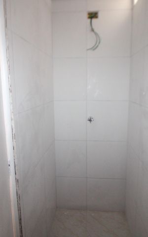 Casa para alugar com 160m², 2 quartos e 2 vagasBanheiro