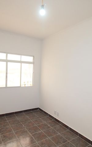 Casa para alugar com 160m², 2 quartos e 2 vagasQuarto 1