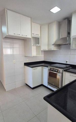 Apartamento à venda com 111m², 3 quartos e 2 vagas Apartamento à venda com 111m², 3 quartos e 2 vagasCozinha