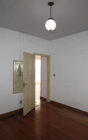 Casa à venda com 276m², 2 quartos e 1 vagaQuarto 2