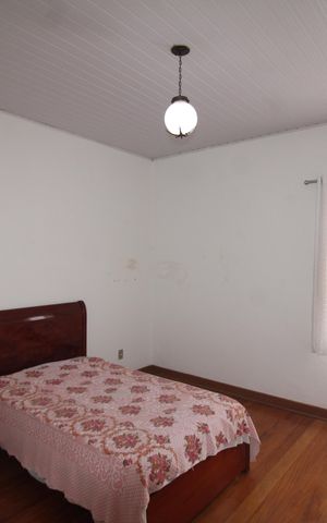 Casa à venda com 276m², 2 quartos e 1 vagaQuarto 1