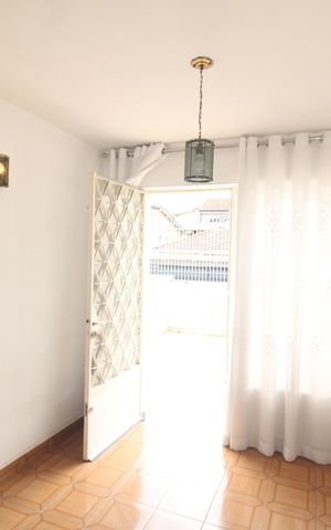 Casa à venda com 276m², 2 quartos e 1 vagaSala