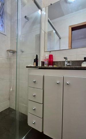 Apartamento à venda com 100m², 3 quartos e 2 vagas Apartamento à venda com 100m², 3 quartos e 2 vagasBanheiro Social