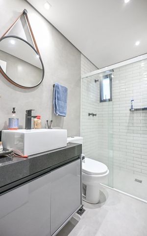Apartamento para alugar com 82m², 2 quartos e 2 vagasBanheiro