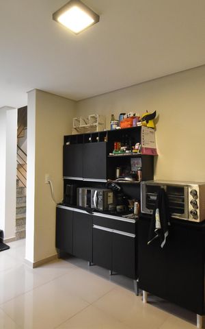 Casa de condomínio à venda com 110m², 3 quartos e 1 vagaCozinha