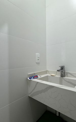 Apartamento à venda com 70m², 2 quartos e 1 vaga Apartamento à venda com 70m², 2 quartos e 1 vagaBanheiro social