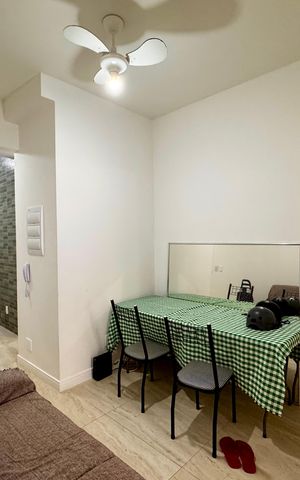 Apartamento à venda com 70m², 2 quartos e 1 vaga Apartamento à venda com 70m², 2 quartos e 1 vagaSala