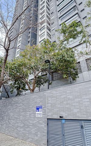 Apartamento à venda com 66m², 1 quarto e 1 vagaFachada com Plaquinha