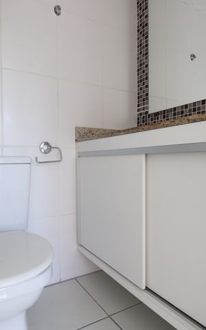 Apartamento à venda com 68m², 2 quartos e 1 vagaBanheiro da suíte