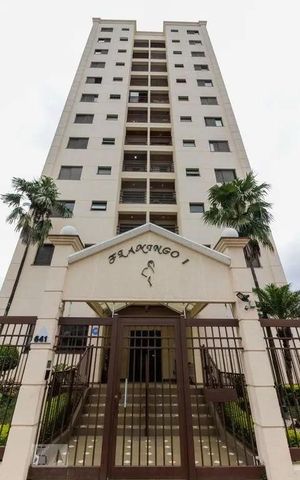 Apartamento à venda com 63m², 2 quartos e 1 vaga Apartamento à venda com 63m², 2 quartos e 1 vagaFachada