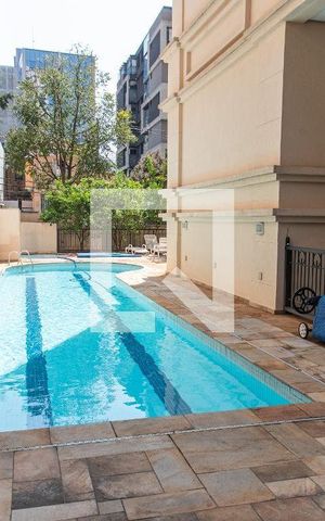 Apartamento à venda com 100m², 3 quartos e 2 vagas Apartamento à venda com 100m², 3 quartos e 2 vagasPiscina
